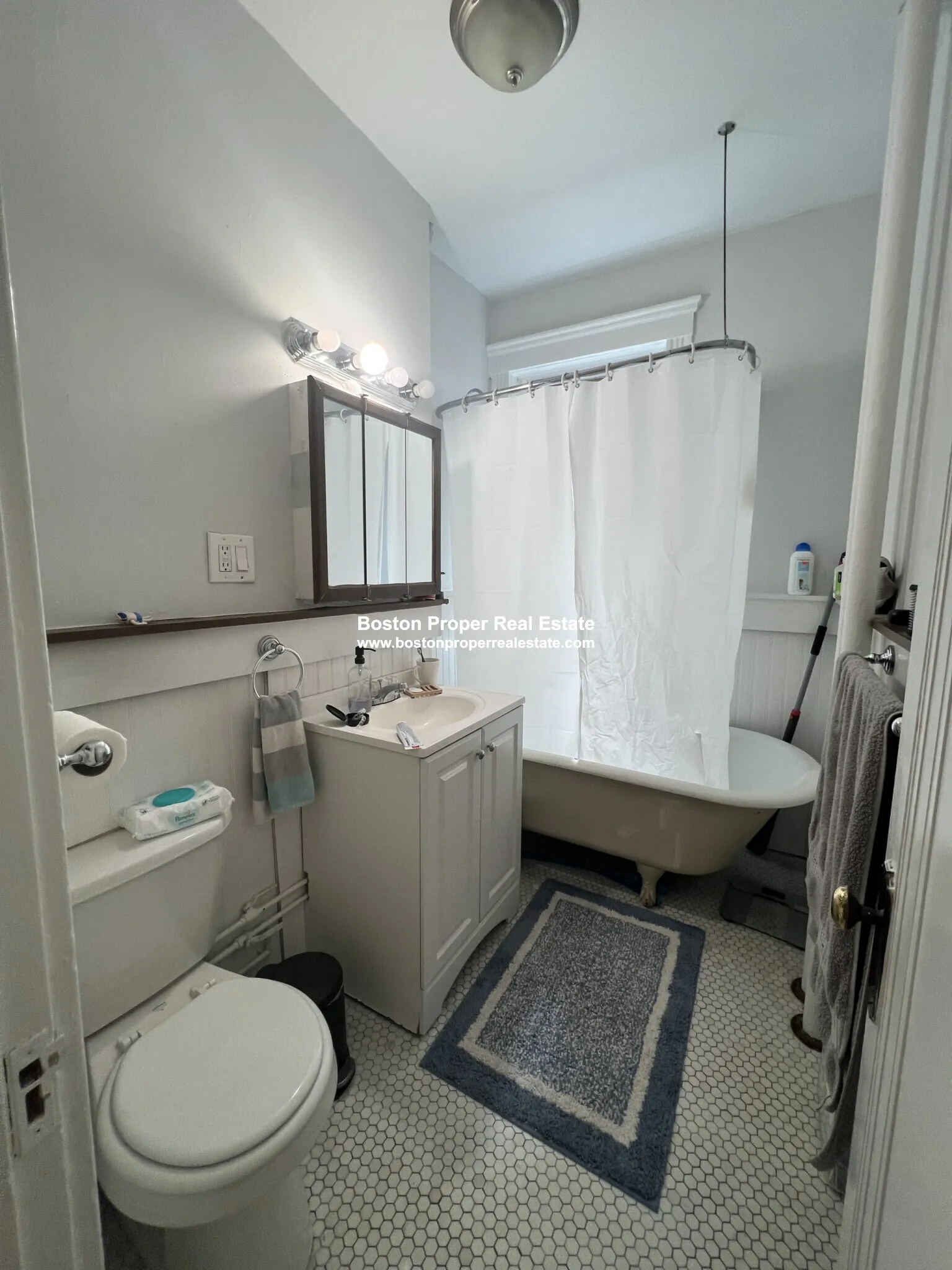 11 Peterborough St, Fenway