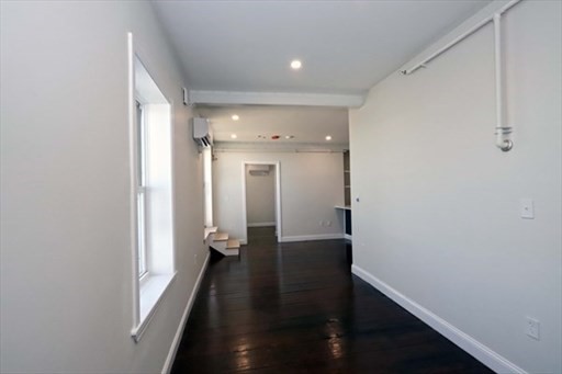 1504 Purchase, Center