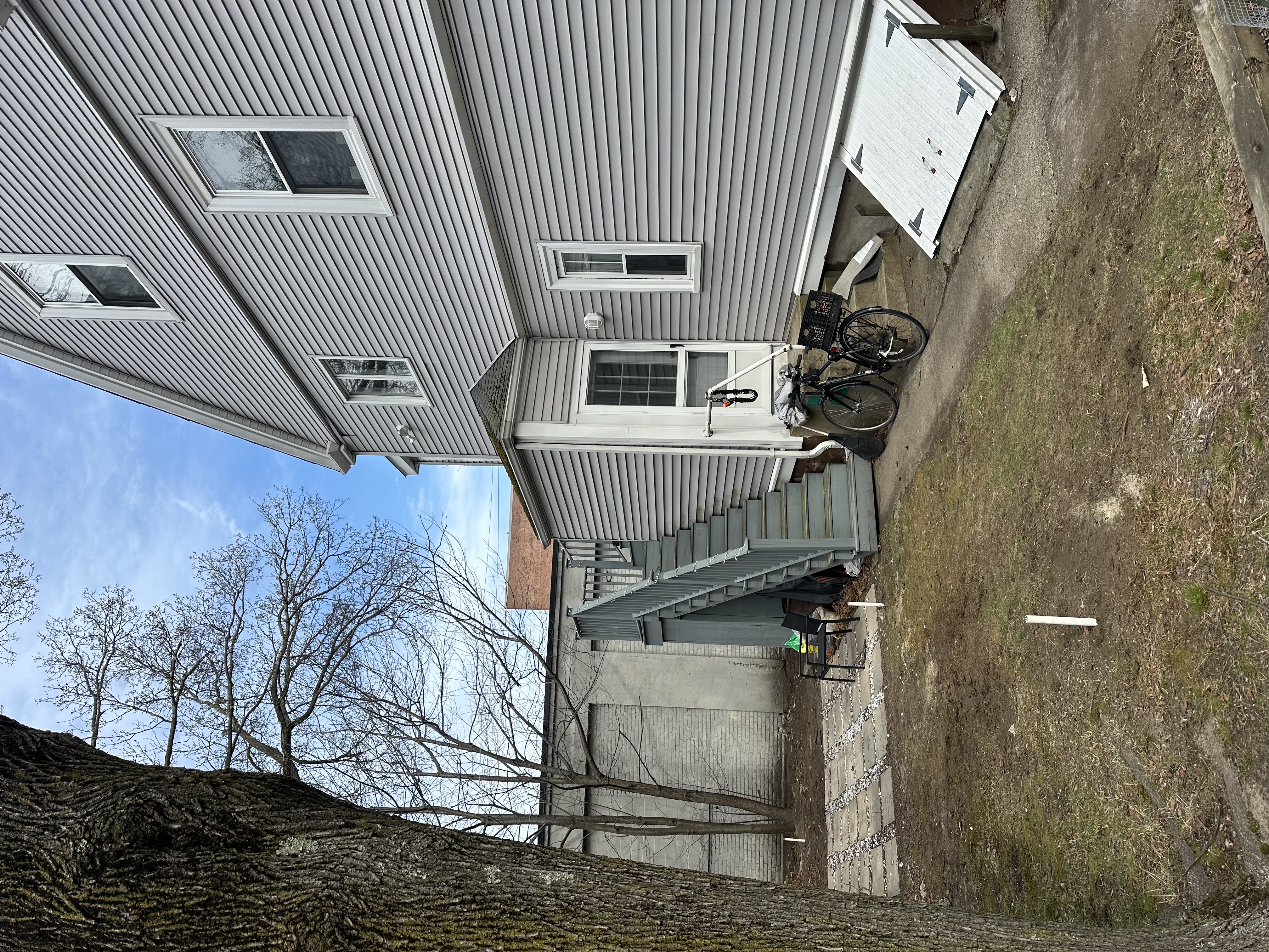 97 Dover St, Davis Square