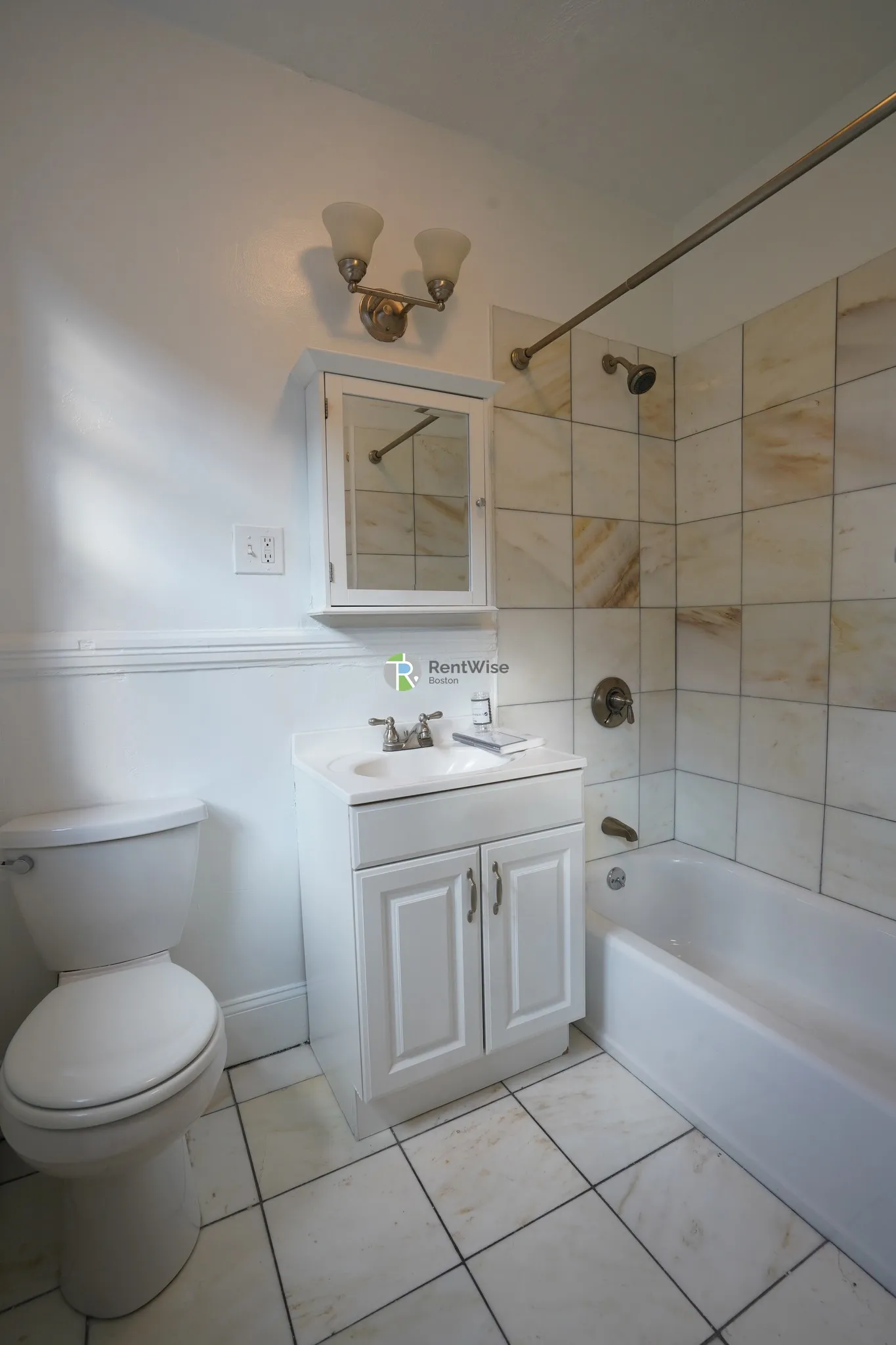 82 Brainerd Rd, Allston