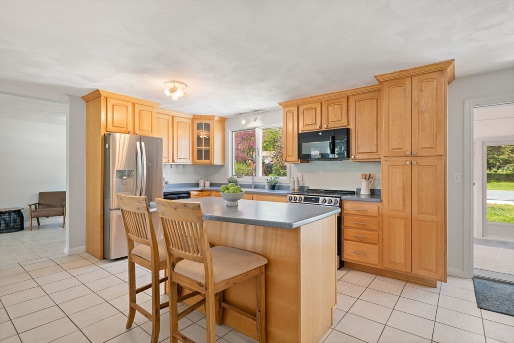 112 Argilla Rd, Andover