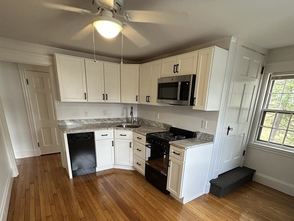 38 Byron St, Wakefield