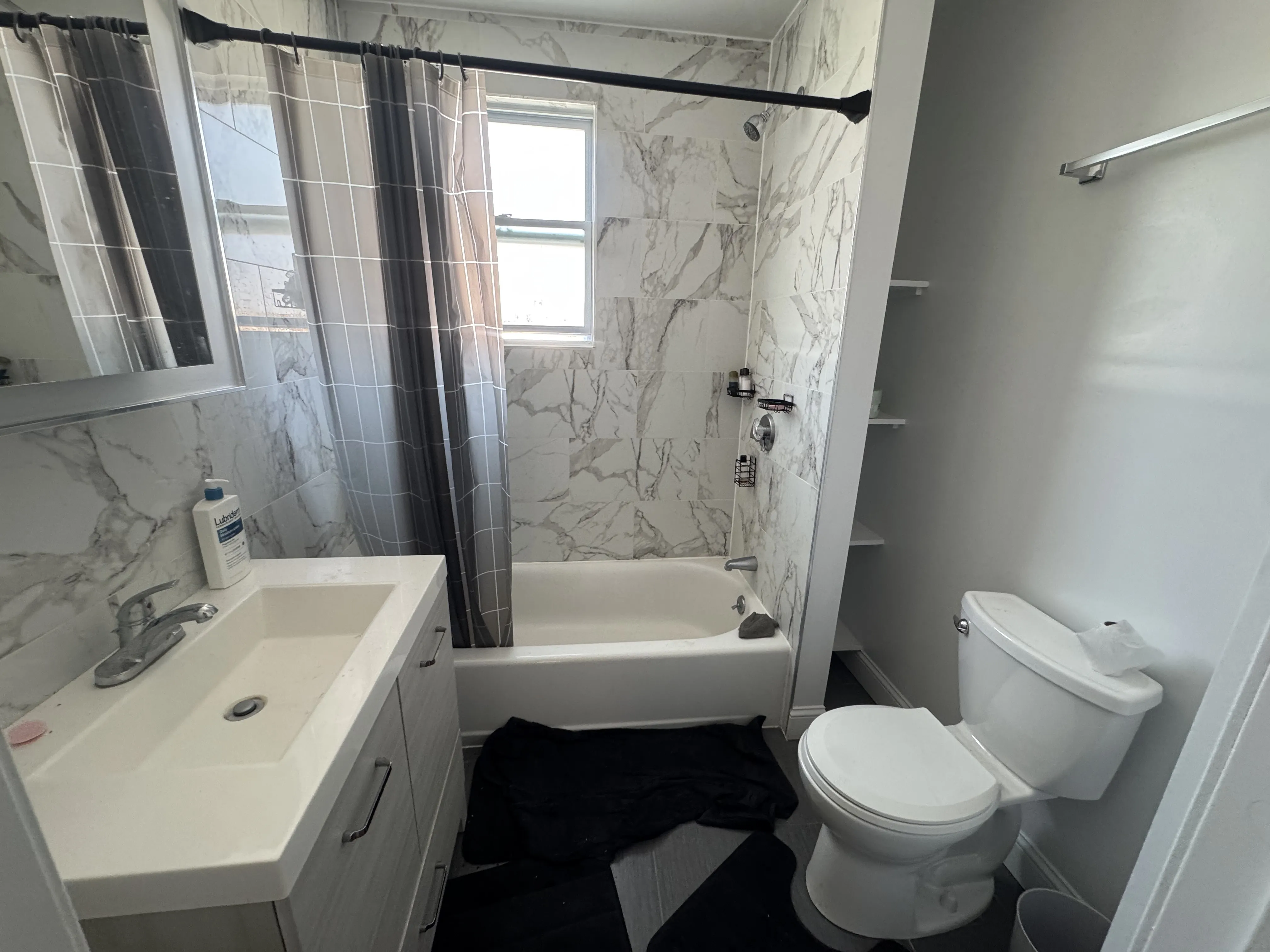 2574 Massachusetts Ave, North Cambridge