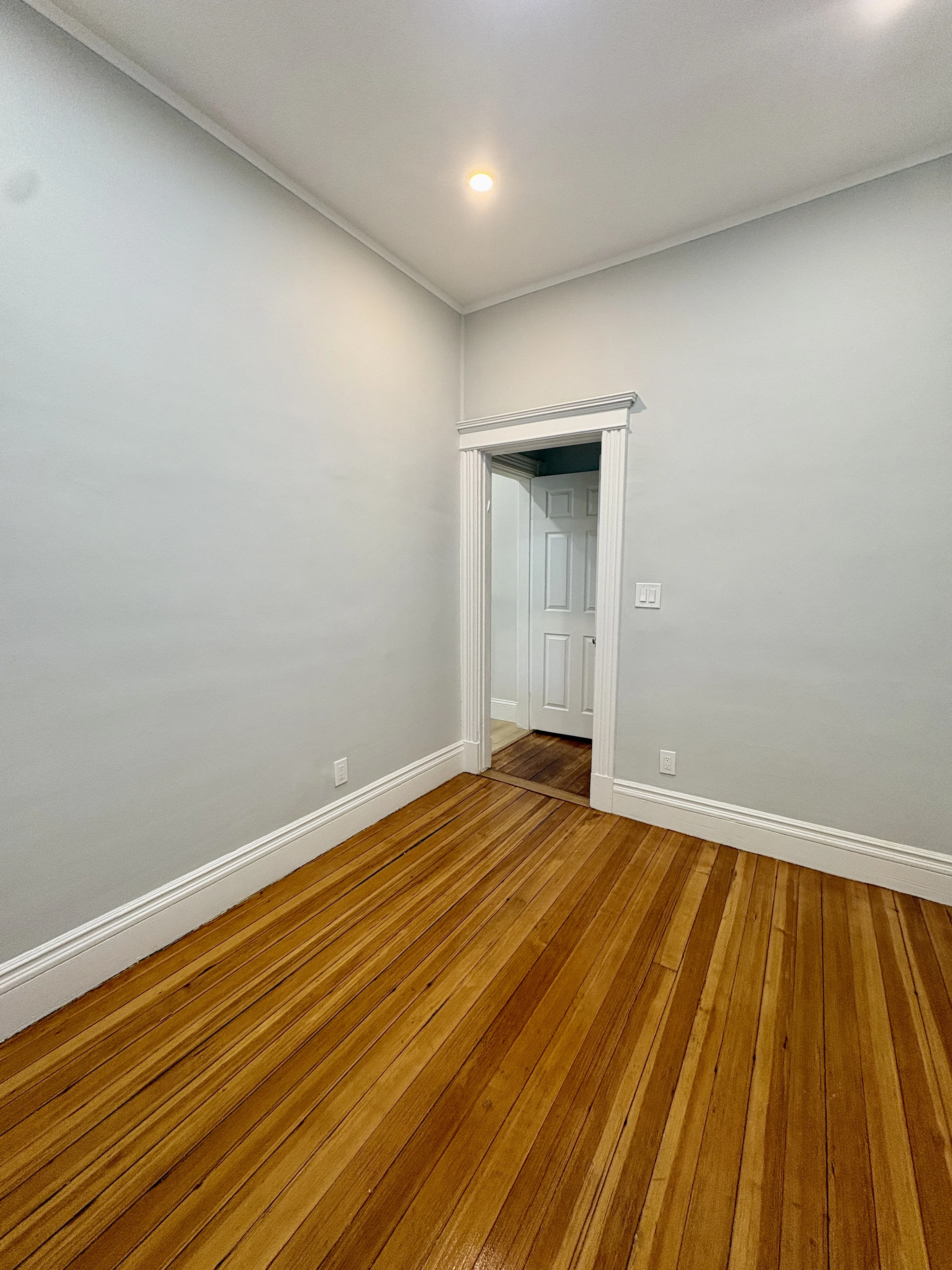 90 Fuller St, Coolidge Corner