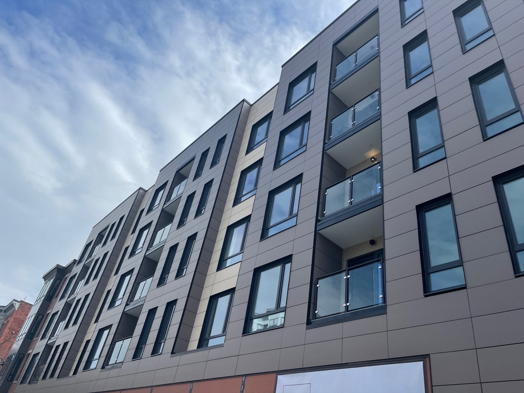 457 W Broadway, South Boston