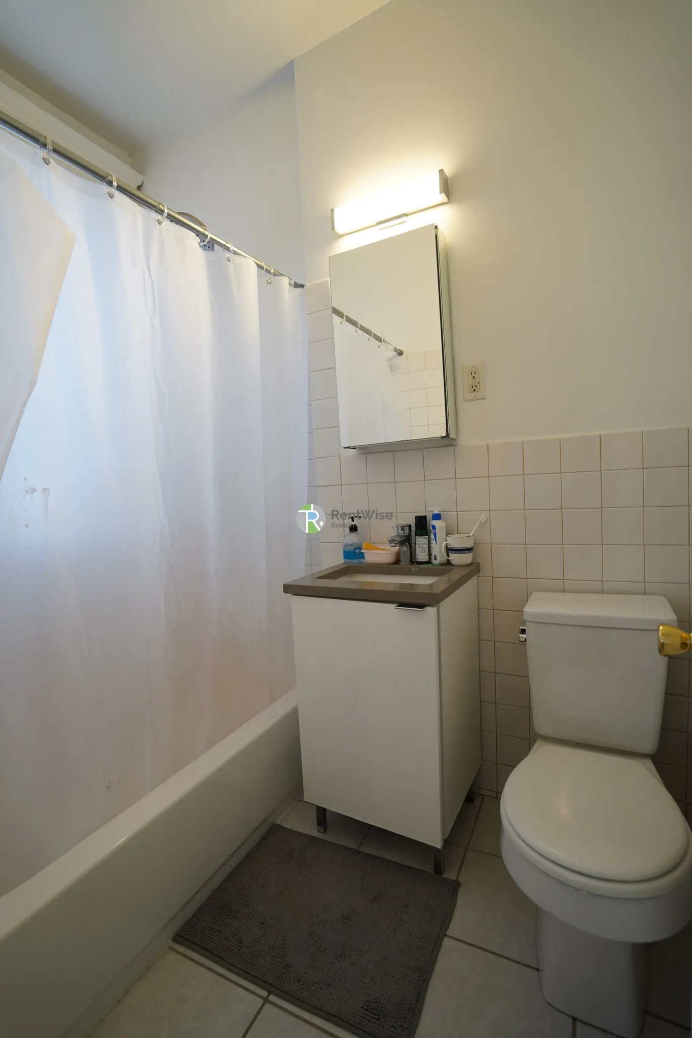 1298 Commonwealth Ave, Allston