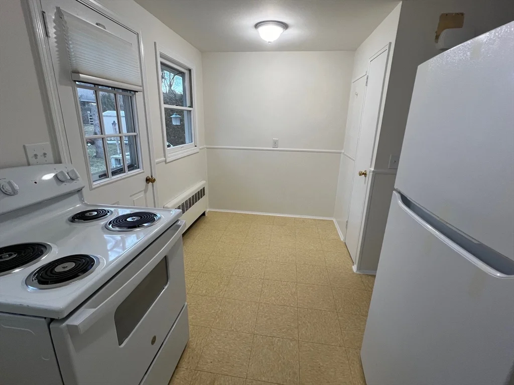 7 Saran Ave, Bedford