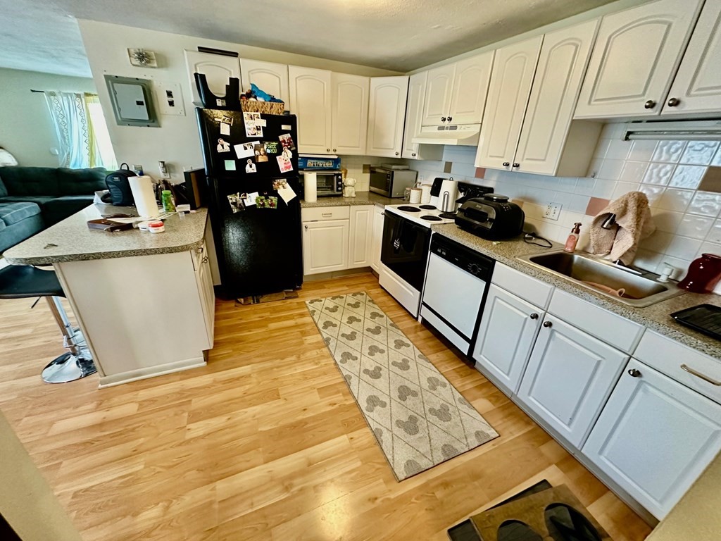 260 River St, Waltham