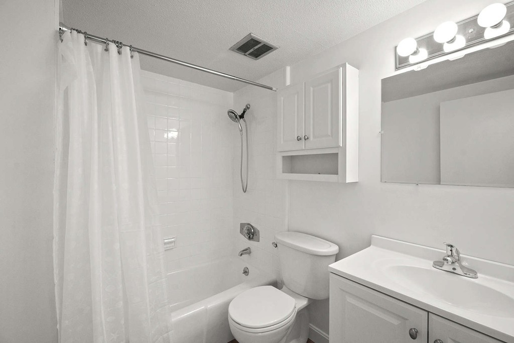 47 Mystic St, Arlington