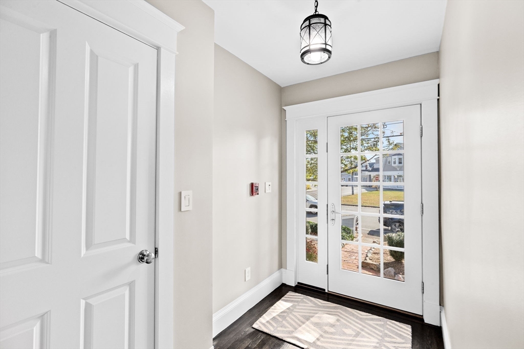 108-110 Elm St, Cohasset