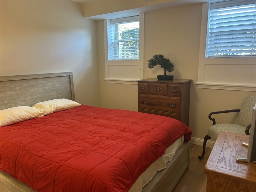 141 Chestnut St, Needham