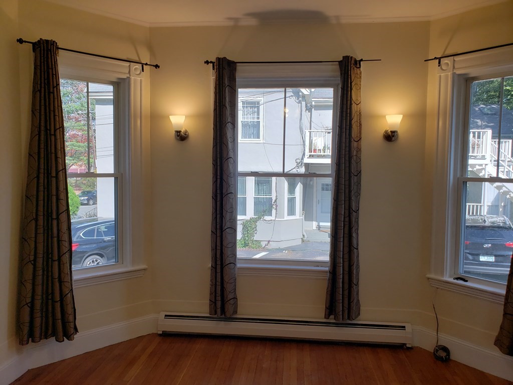 16 Jason St, Arlington