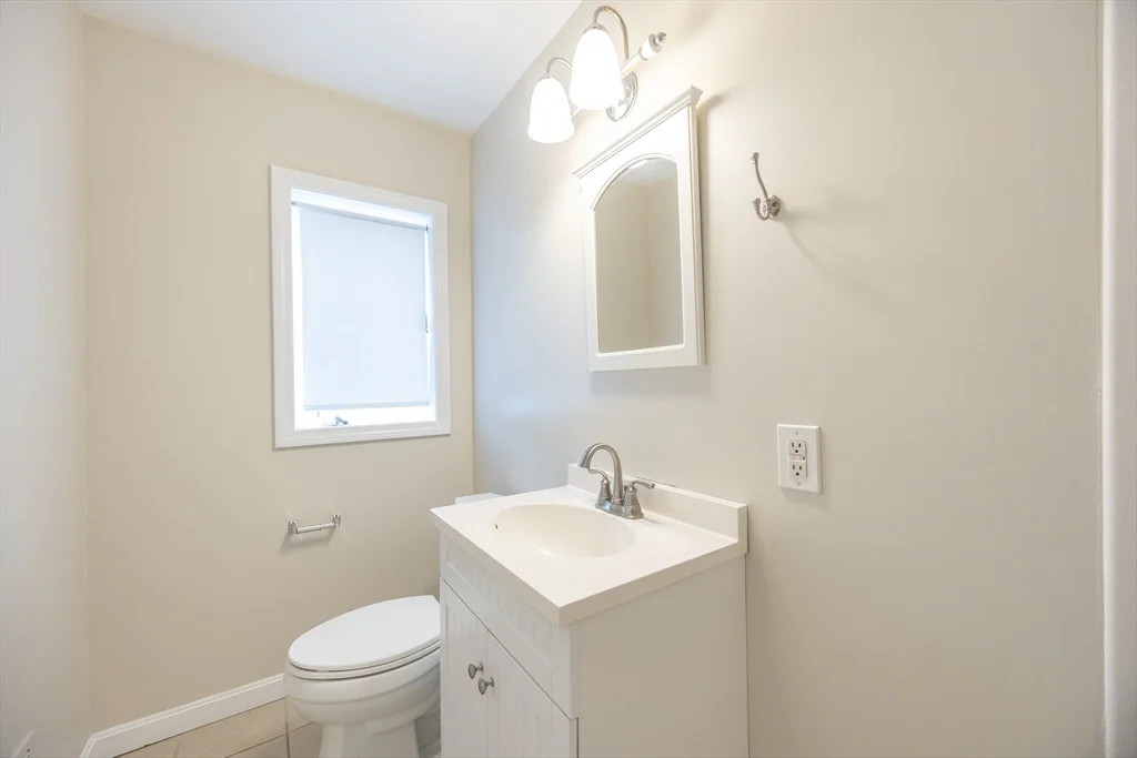 24 Charles St, Westborough