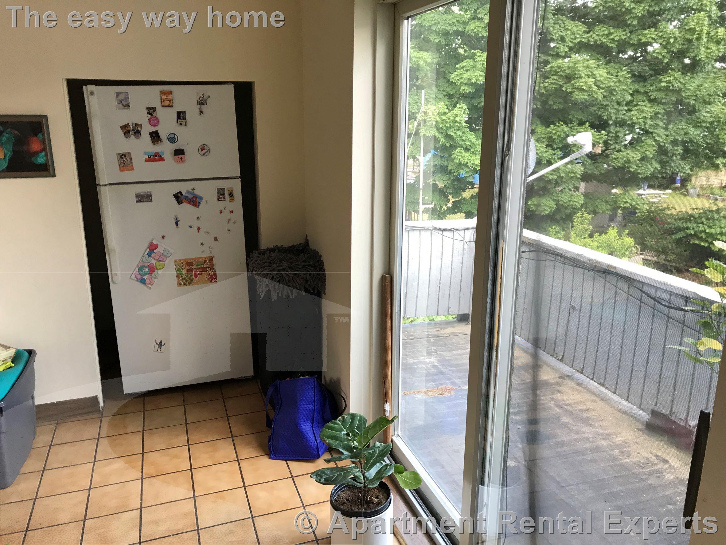 15 Auburn Ave, East Somerville