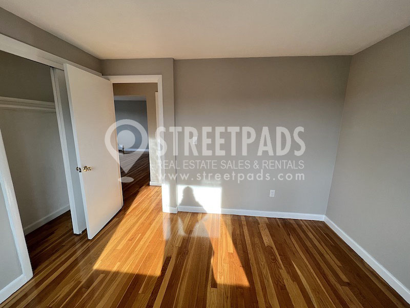 50 Evergreen St, Jamaica Plain