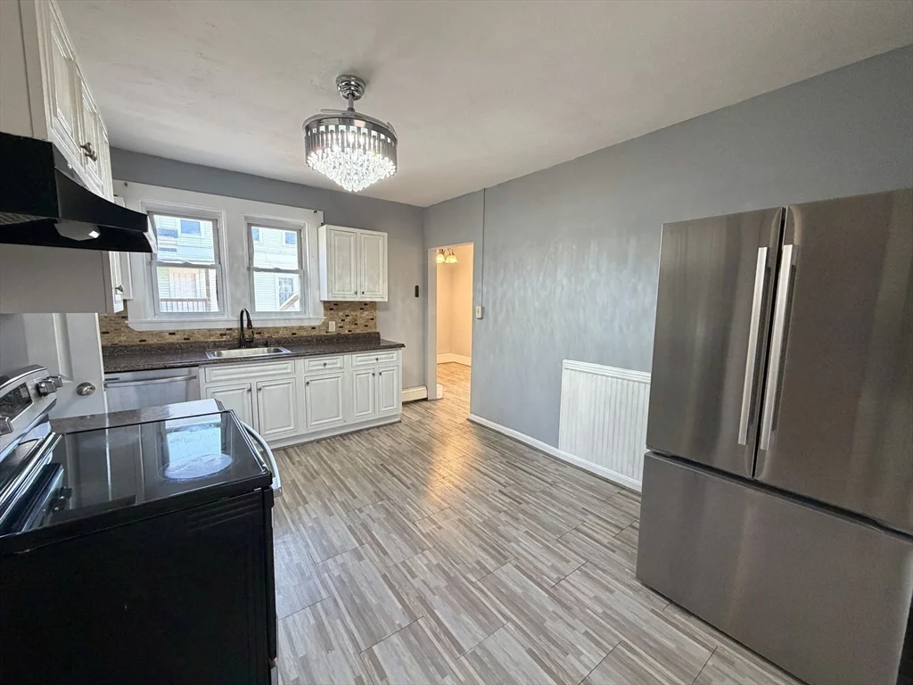 30 Riverview St, Brockton