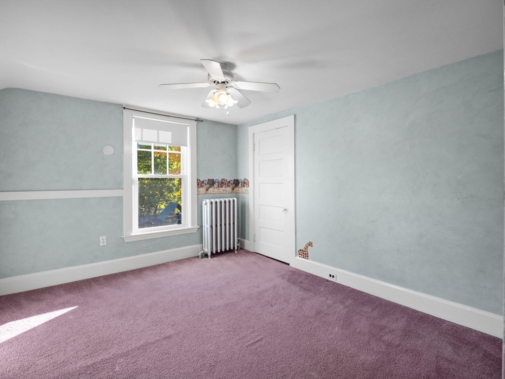 14 R Charles St, Danvers