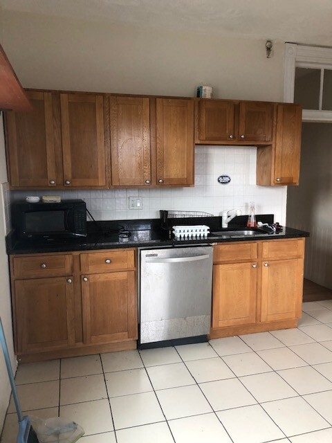 190 Highland St, Roxbury