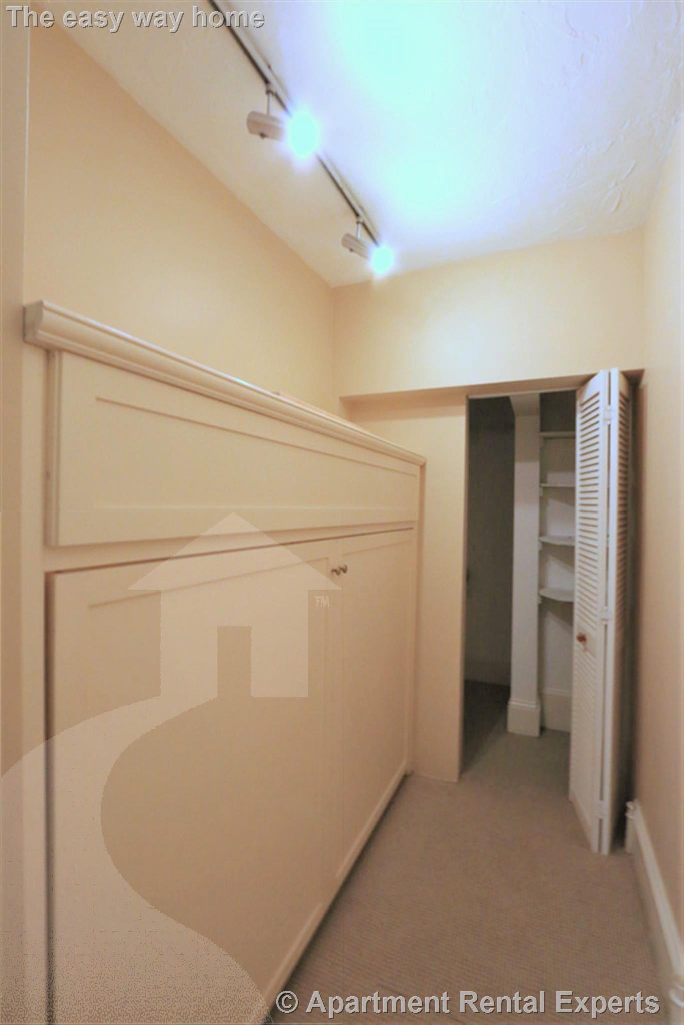 22 Bigelow St, Central Square