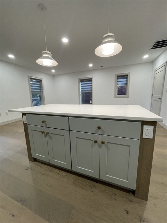 43 Saxton, Dorchester