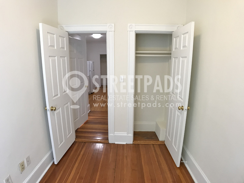 21 Fairbanks St, Griggs Park