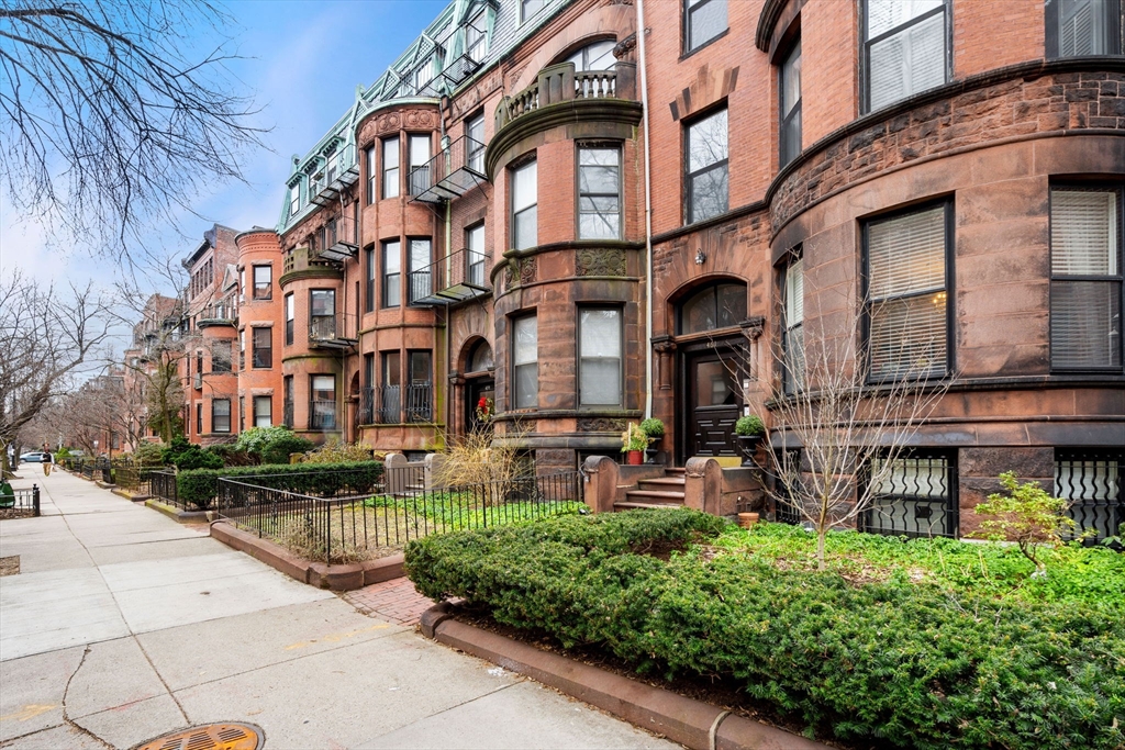 461 Beacon St, Back Bay