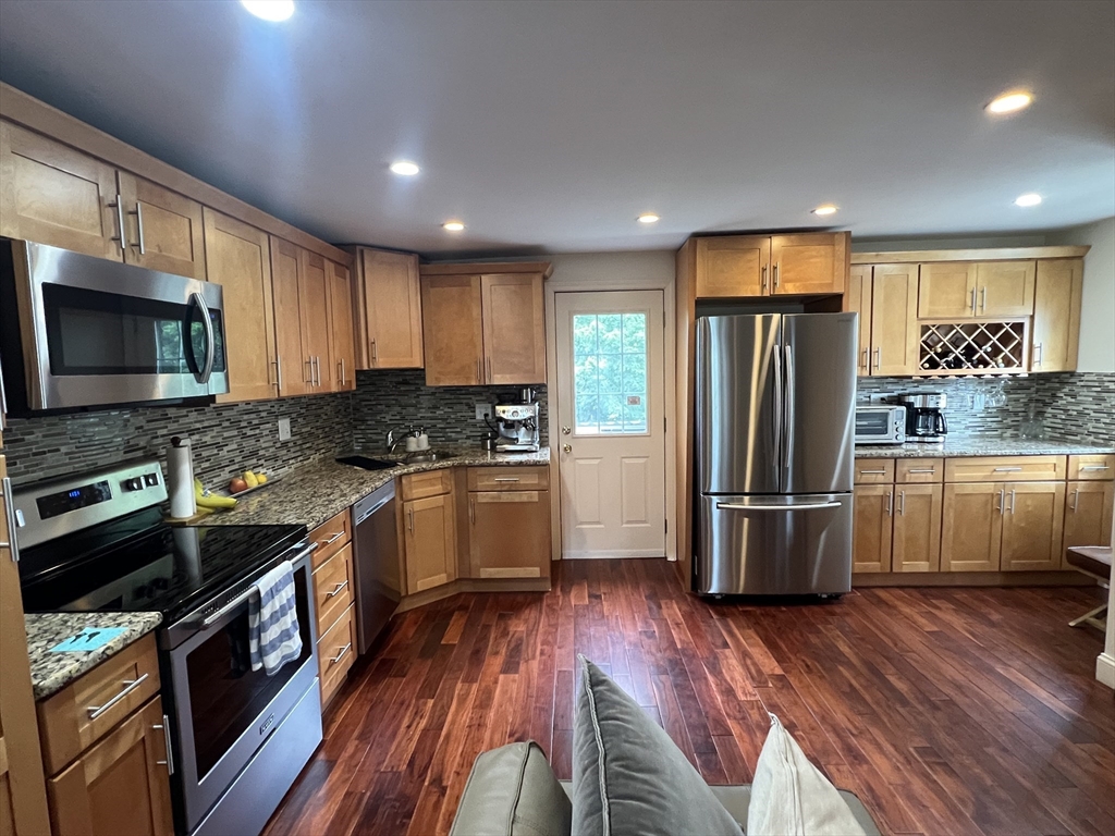 37-39 Spruce St, Winchester