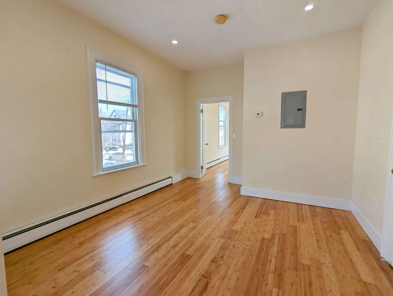 19 Cameron Ave, Teele Square