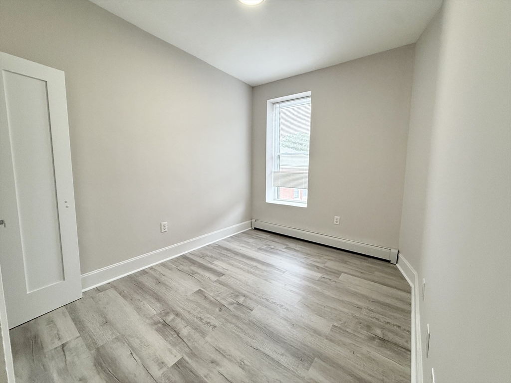 15 Ruggles St, Roxbury