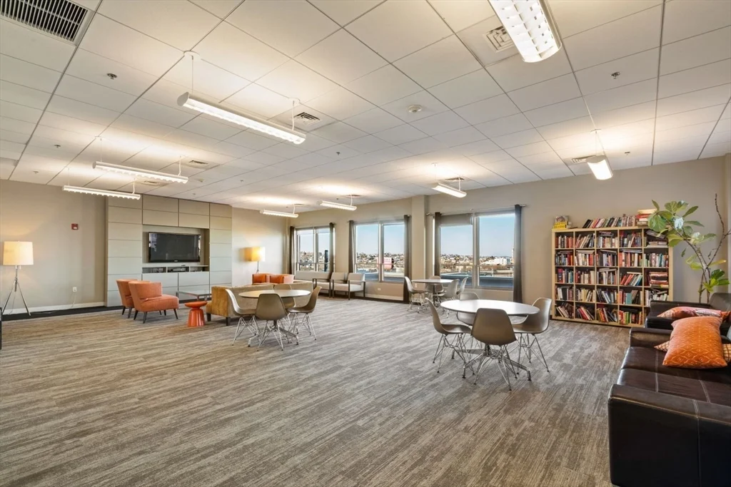 156 Porter St, East Boston