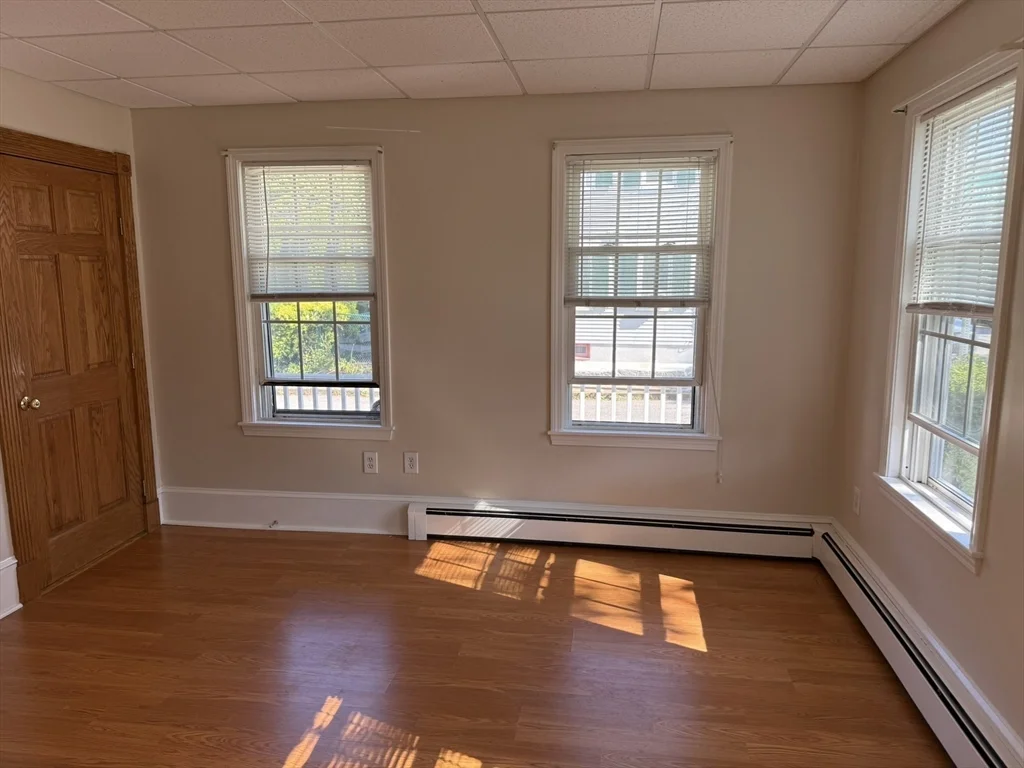 2 Fremont St, Downtown