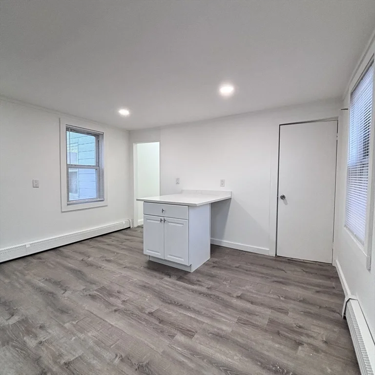 12 Pine St, Attleboro