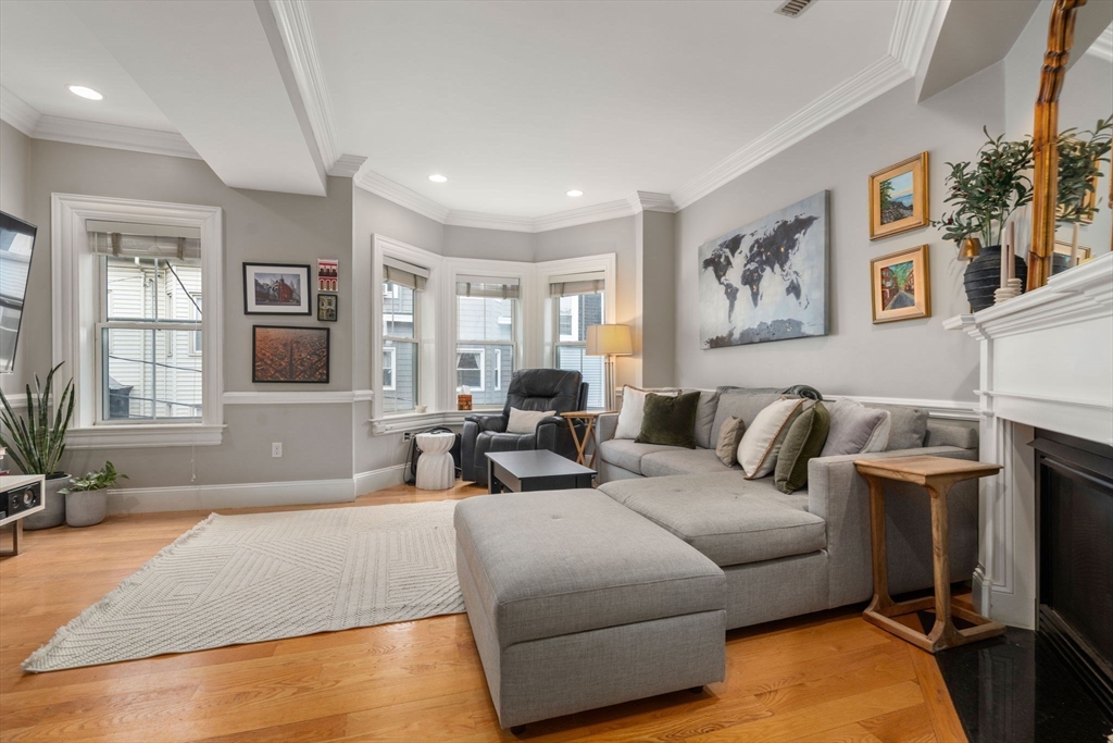 8 Pacific St, South Boston