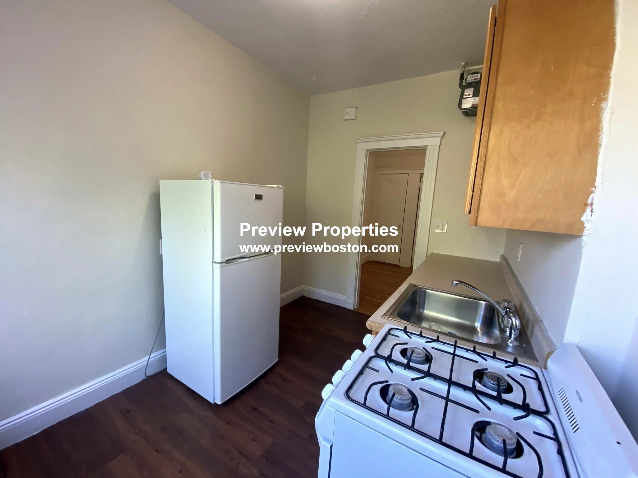 1687 Commonwealth Ave, Brighton