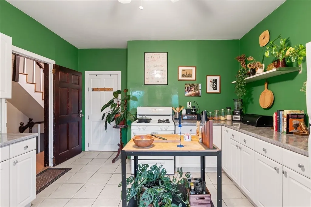 377 Dorchester St, South Boston