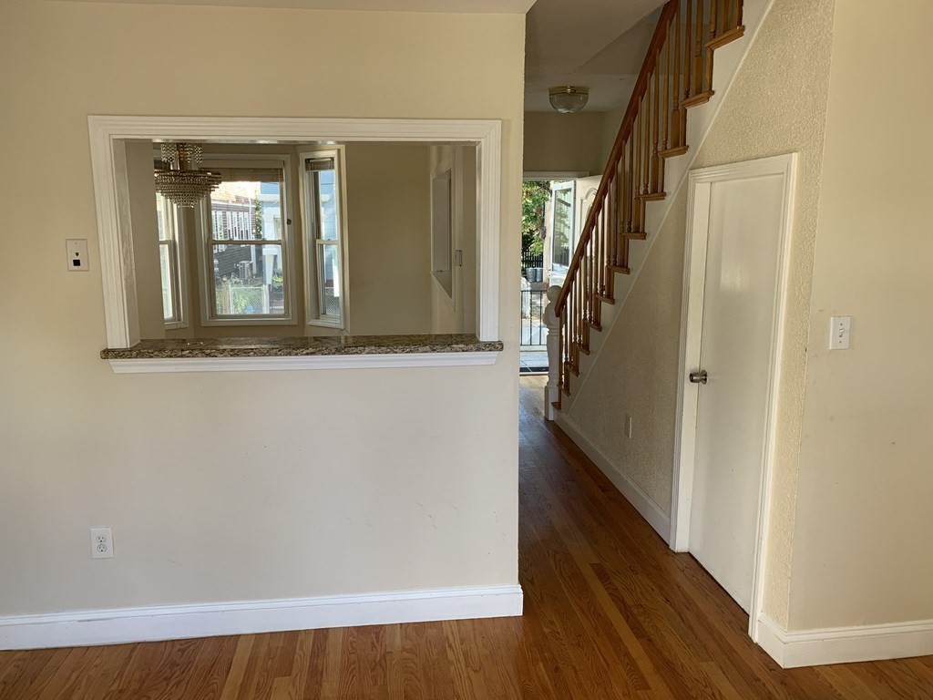 309 Columbia, Wellington-Harrington