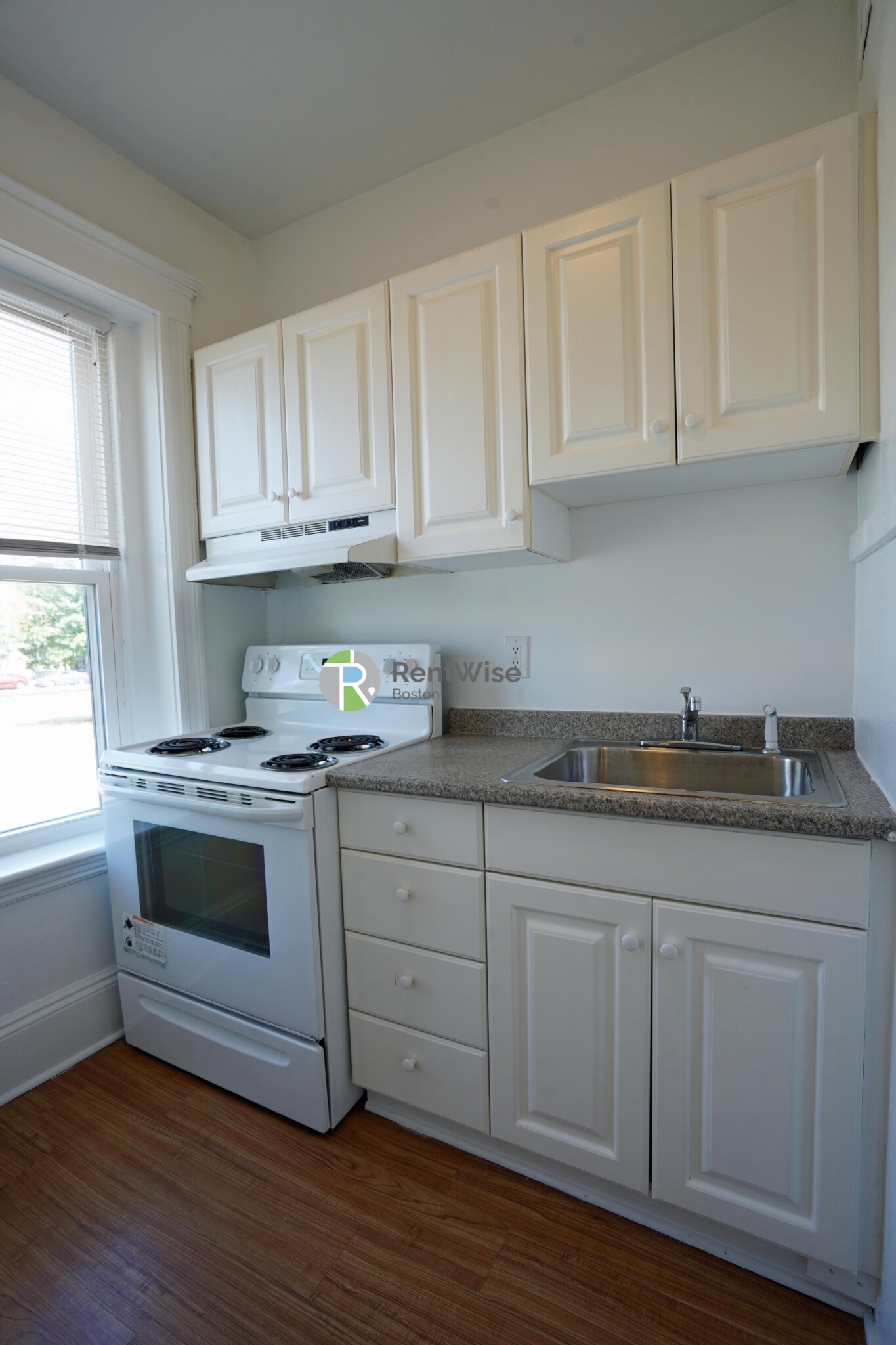 1322 Commonwealth Ave, Brighton