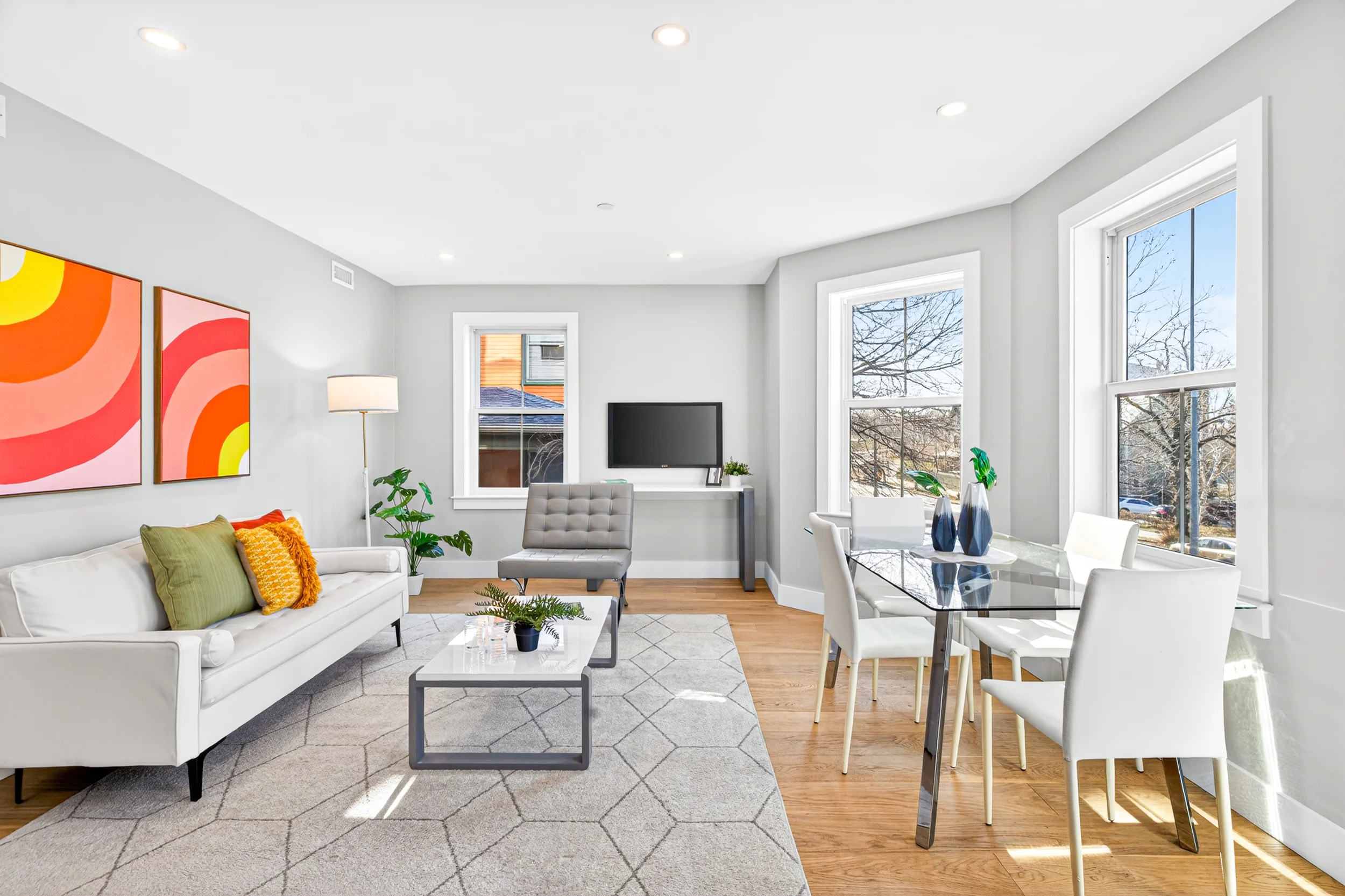 584 Cambridge St, Allston