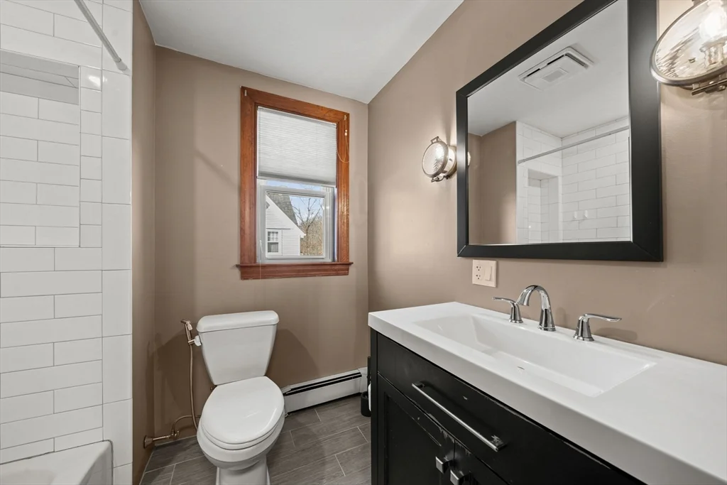 7 Sweetser Ave, Reading