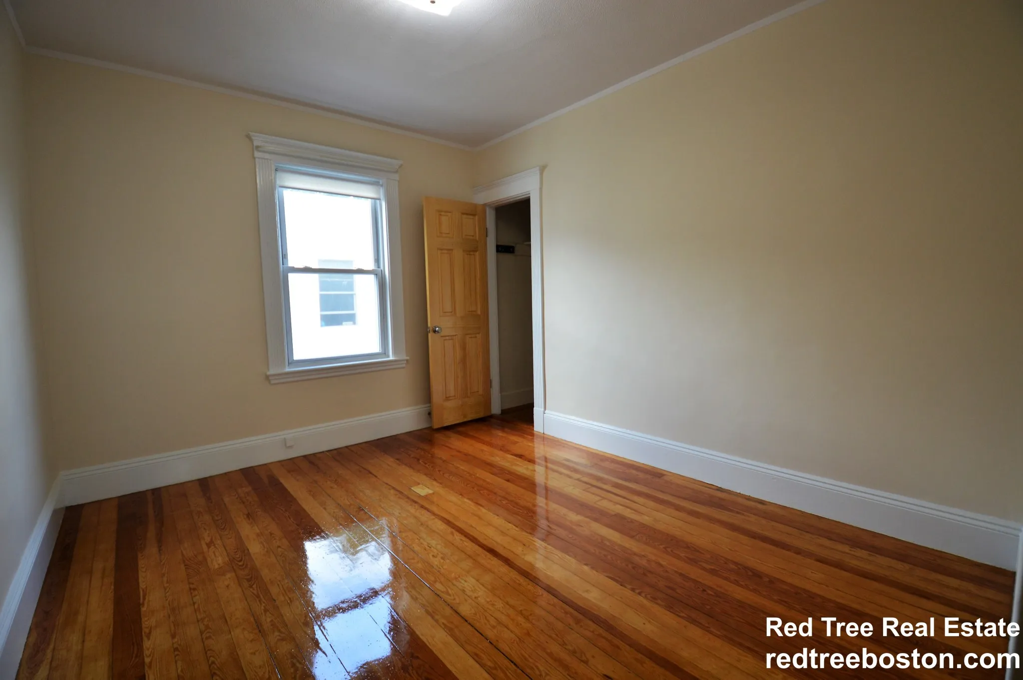 39 Montfern Ave, Brighton