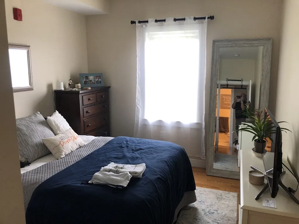 122 W Broadway, South Boston