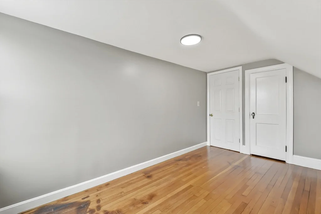 515 Winthrop St, Rehoboth