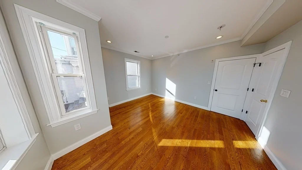 27 Chestnut Ave, Jamaica Plain
