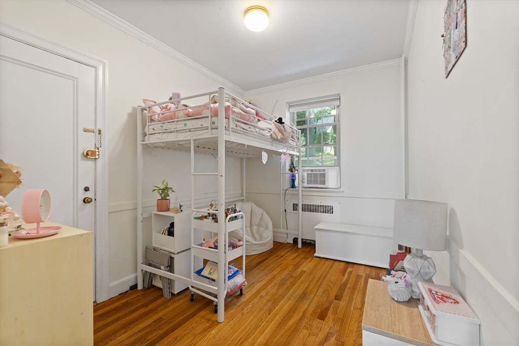 1496 Beacon St, Corey Hill