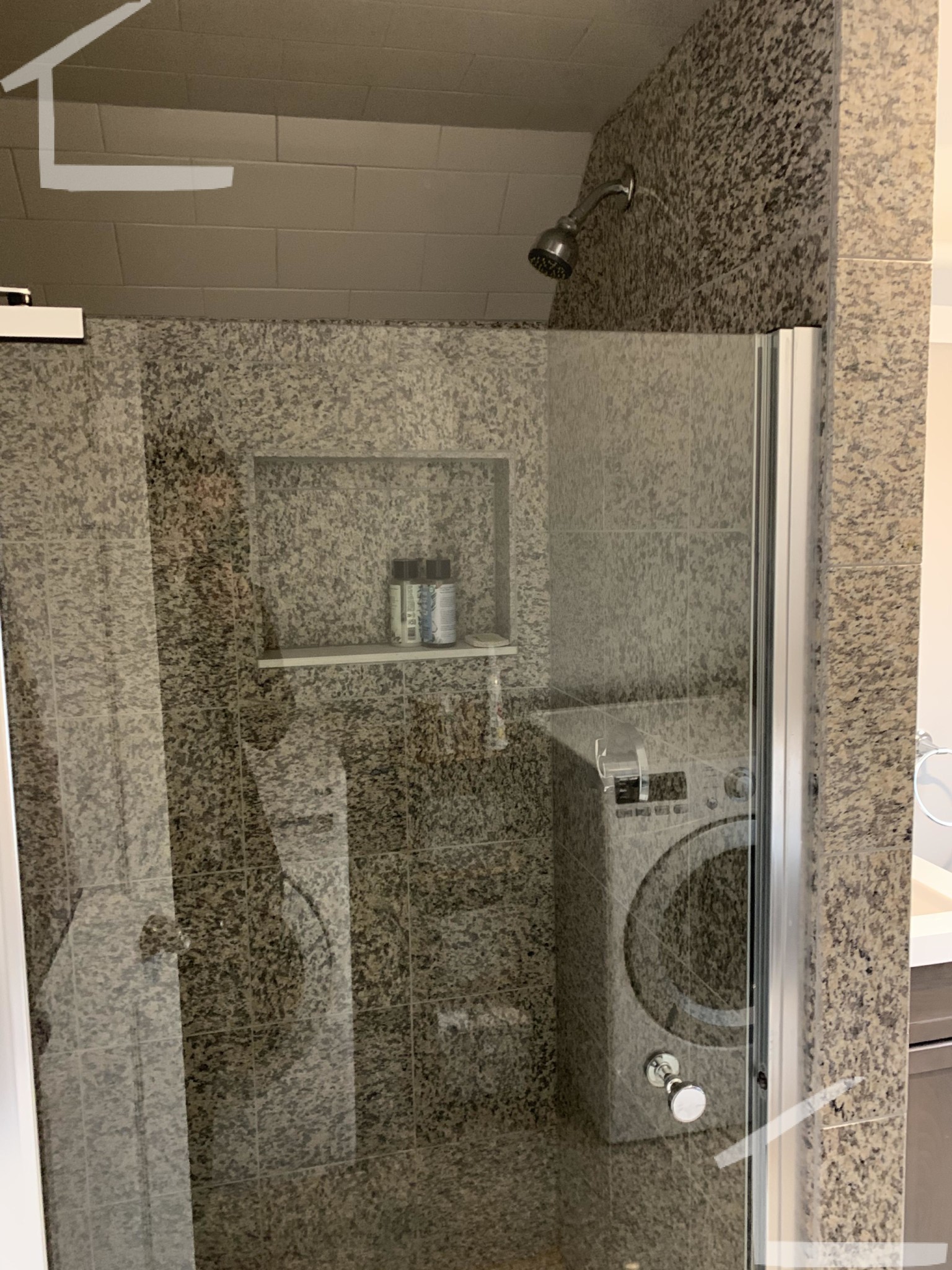 77 Linden St, Brighton