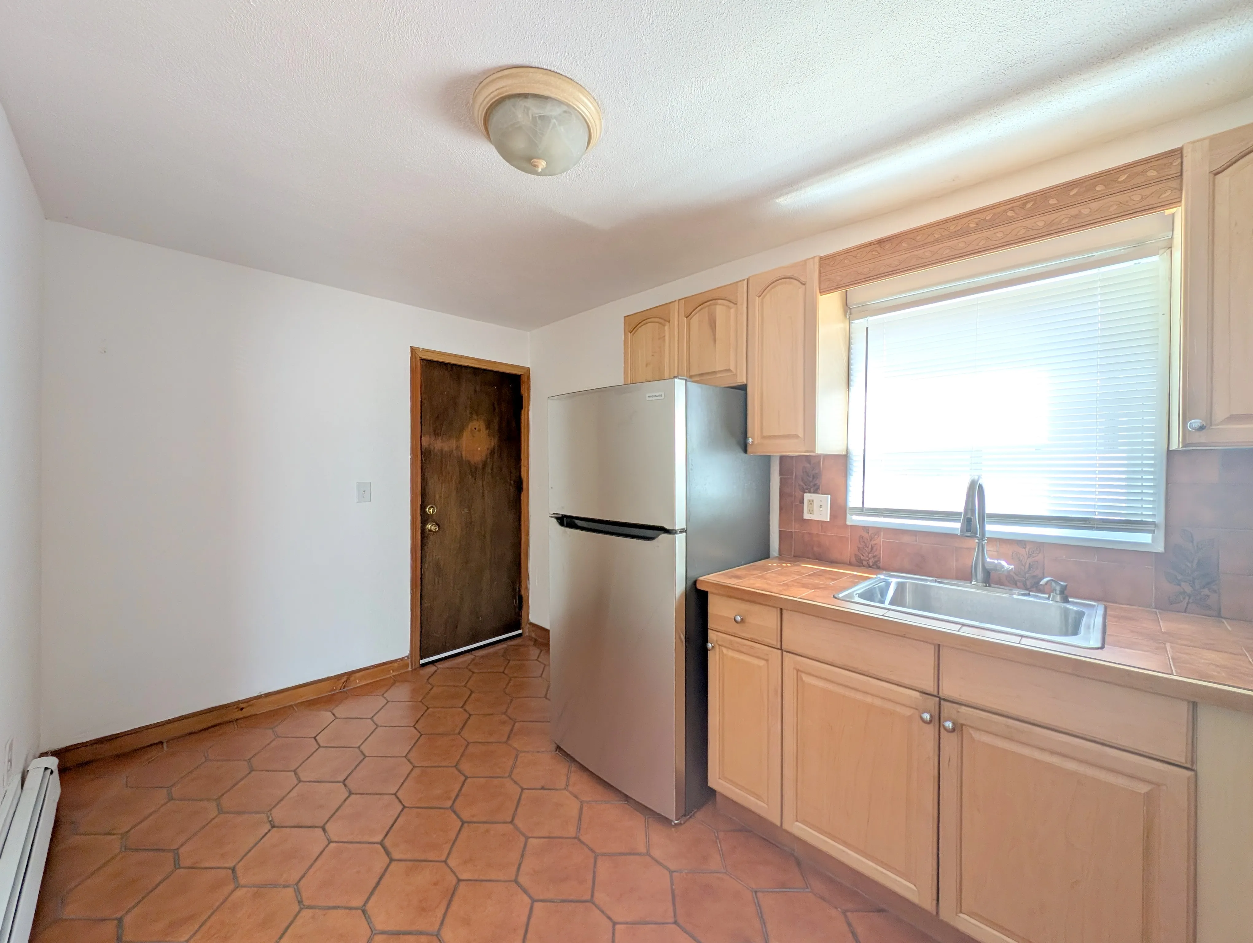 30 Murdock St, Powder House Square