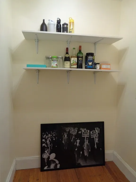 40 Carlton St, Longwood