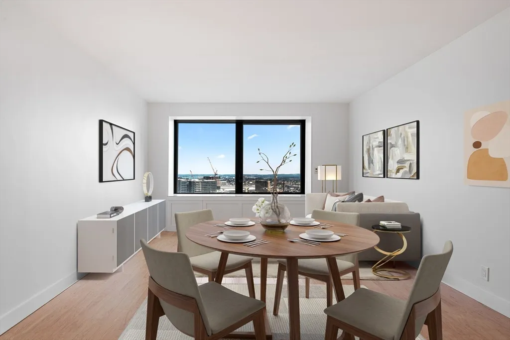 85 E India Row, Downtown