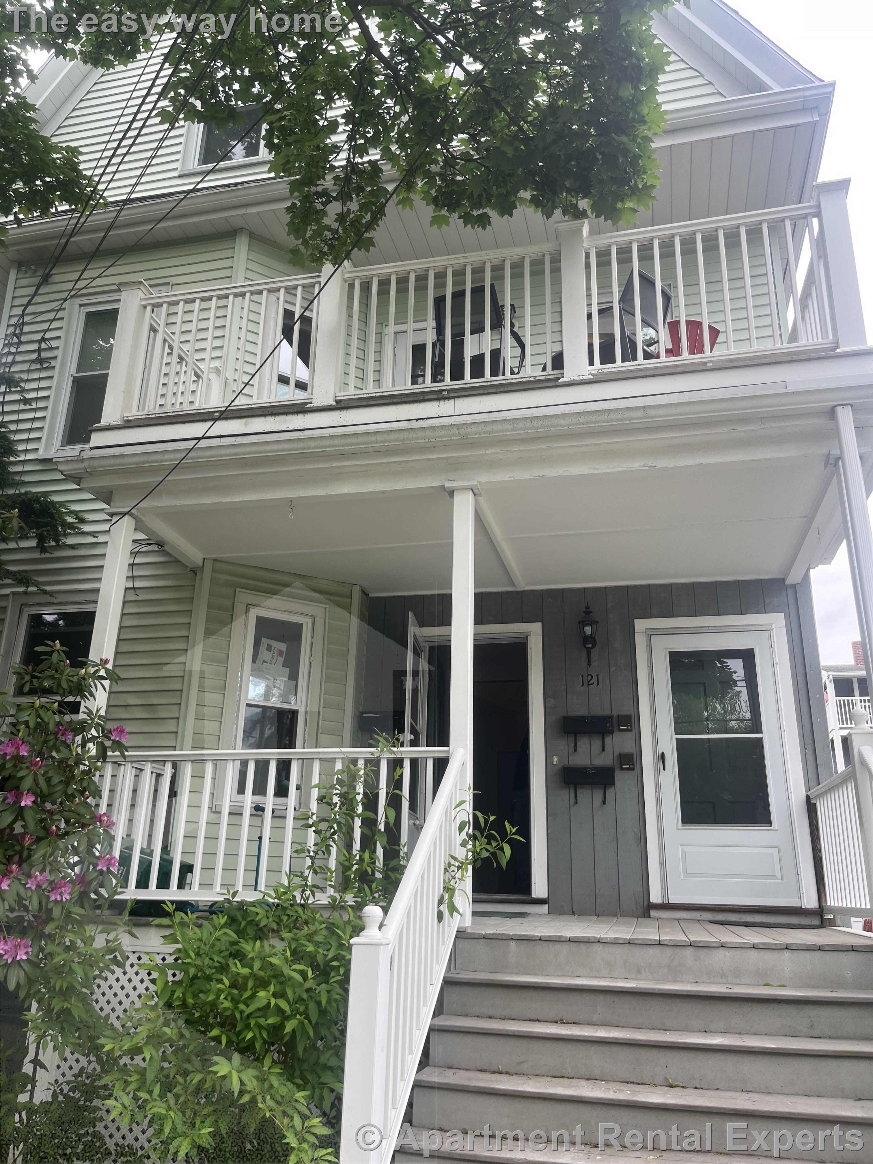 121 Highland Rd, Ball Square