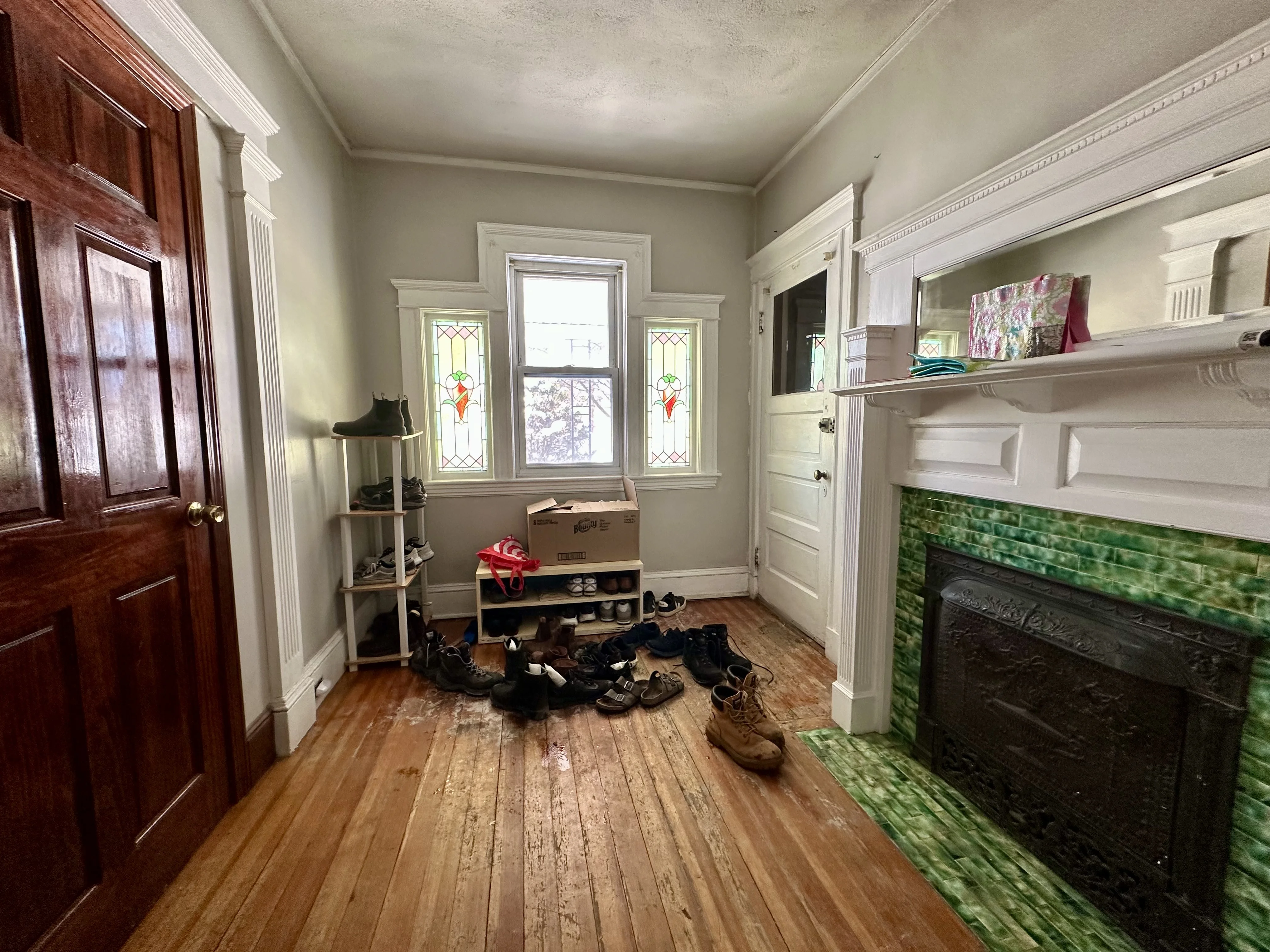 183 College Ave, Tufts